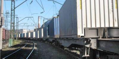 Украина запустила новый грузовой поезд в Польшу