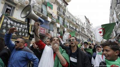 В Алжире группу миллиардеров арестовали за коррупцию