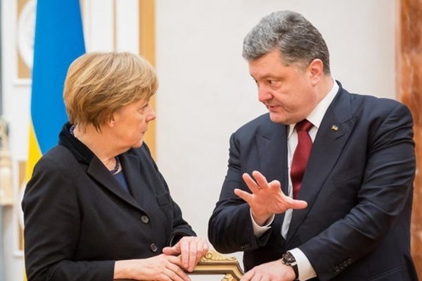 Меркель пригласила Порошенко, чтобы обсудить важные проблемы