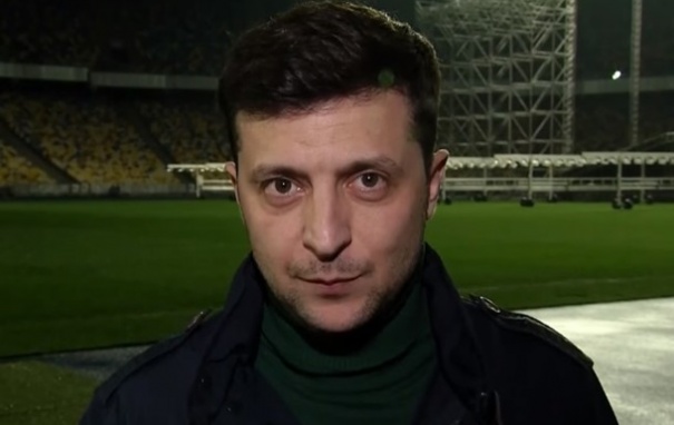 Зеленский записал новое видеообращение с претензиями к Порошенко