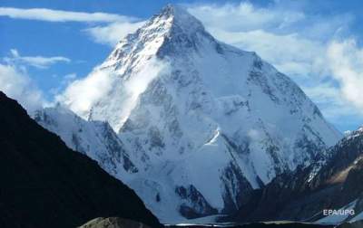 При восхождении на третью по высоте гору мира погибли альпинисты из Индии