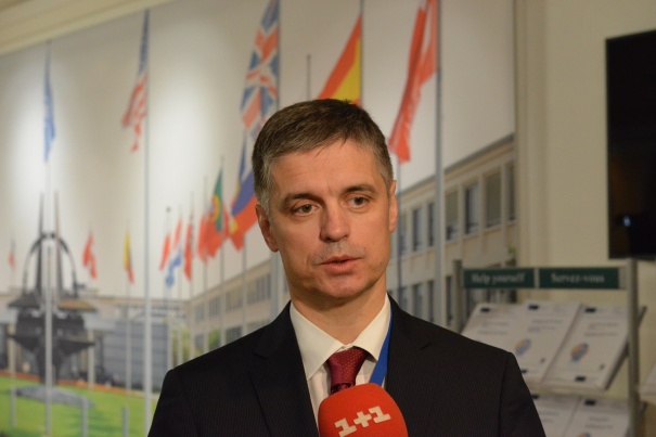 Зеленский занялся вопросом переговоров по Донбассу