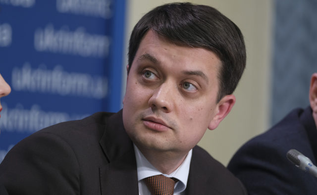 У Зеленского отказались от прямых переговоров с «ДНР» и «ЛНР»