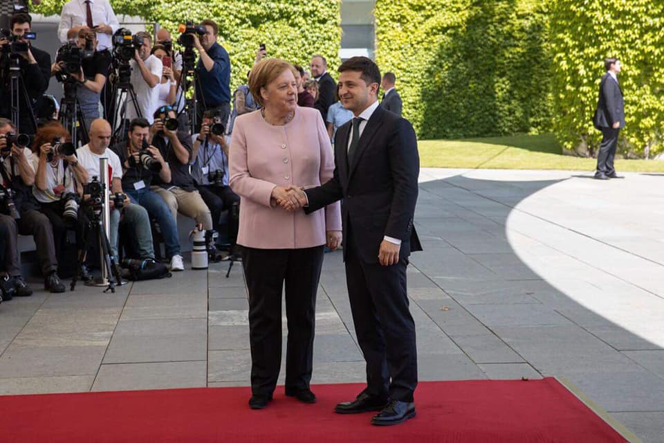 Зеленский подвел итог переговорам с Меркель