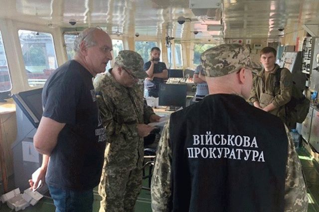 Российские моряки с задержанного в Украине танкера сделали заявление