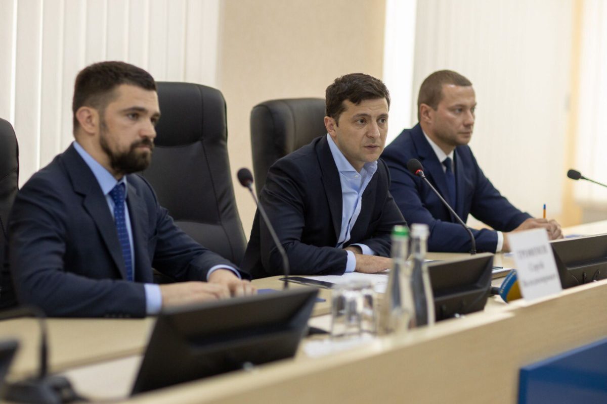 Зеленский ответил на скандальные обвинения в адрес главы Донецкой ОГА