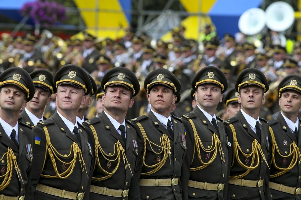 Зеленский отменил военный парад на День Независимости