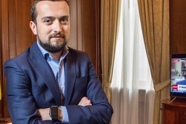 Зеленский объявил выговоры двум заместителям Богдана