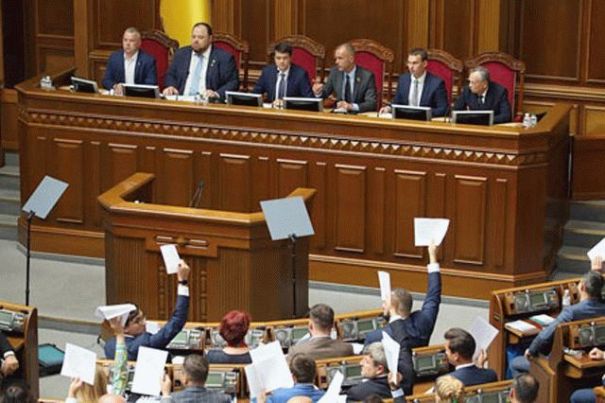 Депутаты от «Слуги народа» жалуются на Офис президента