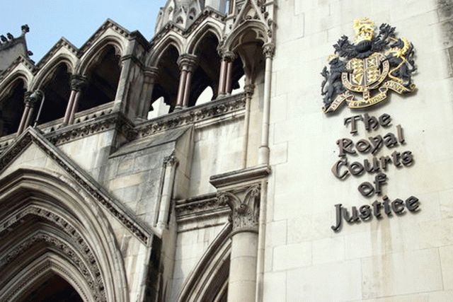 Лондонский суд поддержал Приватбанк в споре с Коломойским