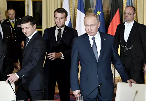 В Кремле заявили о разногласиях Путина с Зеленским