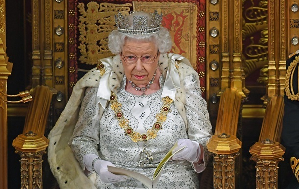 Brexit Великобритании: Королева Елизавета II поставила точку