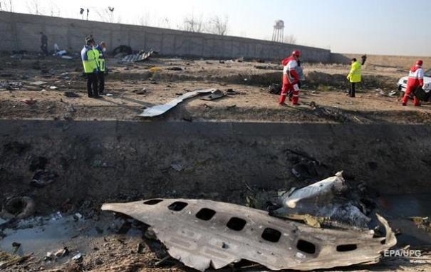 Иран изменил свою позицию по черным ящикам сбитого самолета МАУ