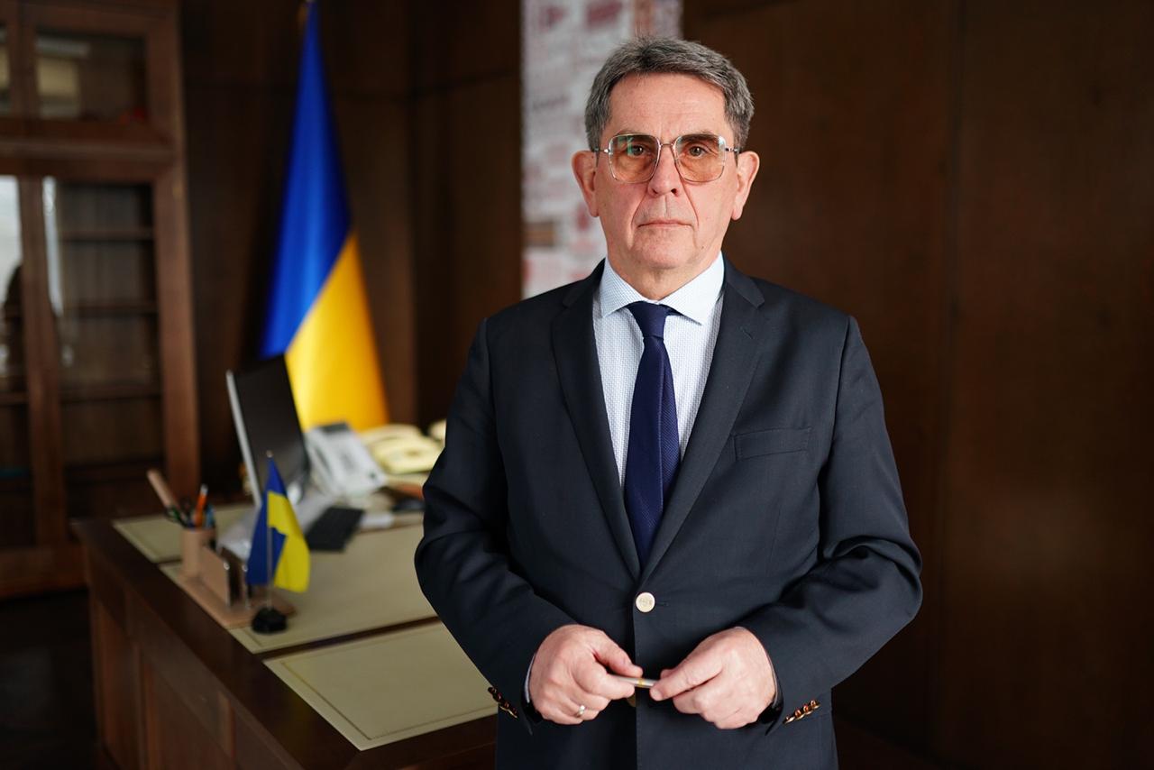Емец призвал ввести в Украине чрезвычайное положение