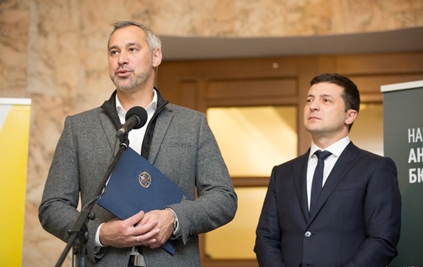 Рада отправила в отставку генпрокурора Рябошапку
