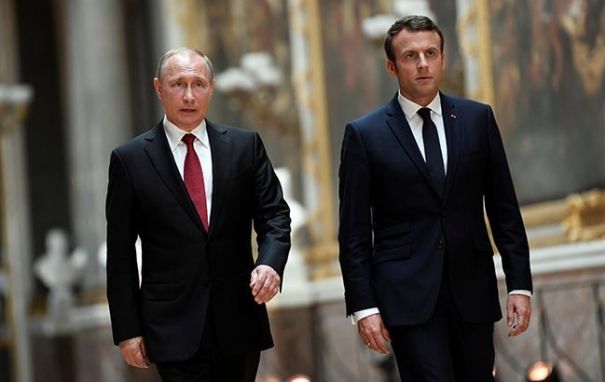 Макрон предложил Путину глобальное прекращение огня