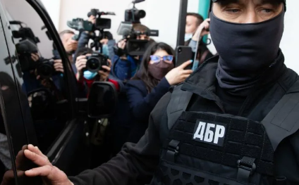 Адвокаты Порошенко подали в суд на Венедиктову
