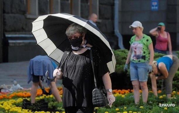 Коронавирус в Украине: установлены антирекорды по заболеваемости и смертности