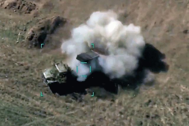Азербайджан уничтожил скопление армянской военной техники: видео