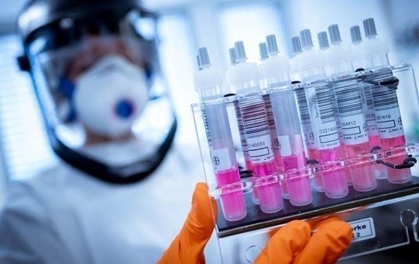 Во время испытания вакцины Pfizer и BioNTech умерли шесть человек