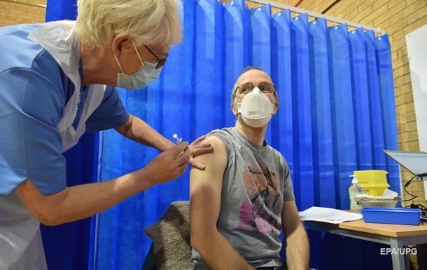 В Израиле у 13 человек парализовало лицо после получения вакцины Phizer