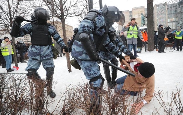 МИД Украины отреагировало на разгон протестов в России