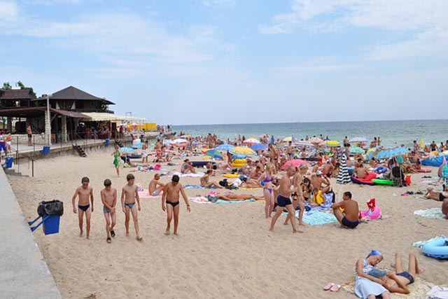 На курортах Украины море прогреется до +23° С